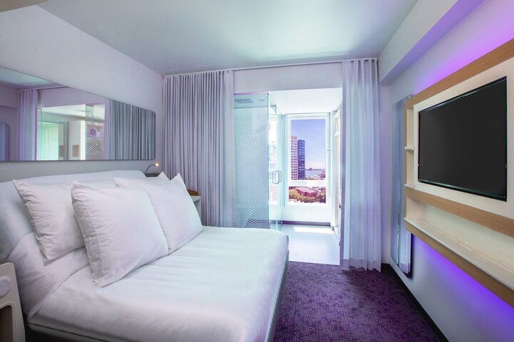 YOTEL Boston