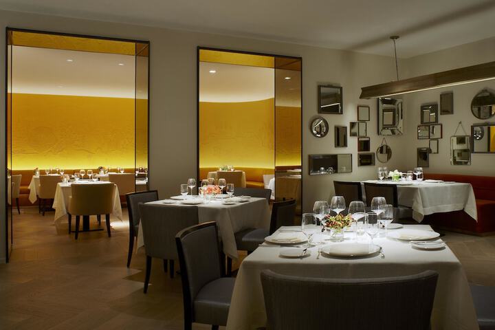 Dining 72 of 101