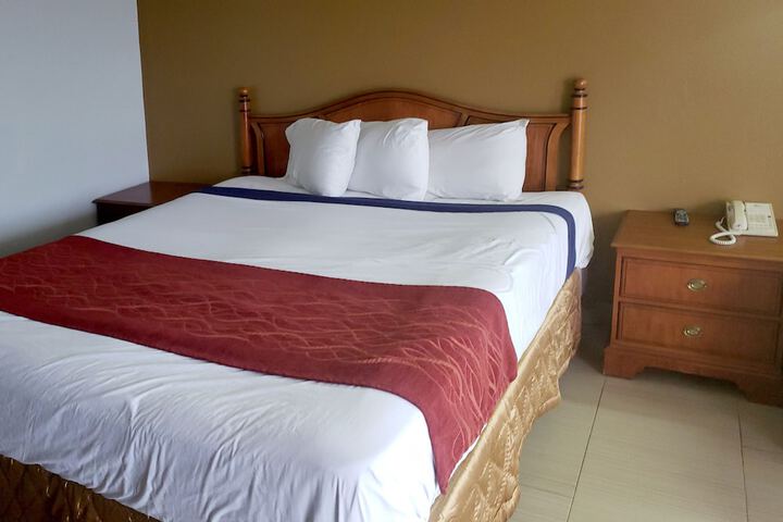 Room 15 of 24