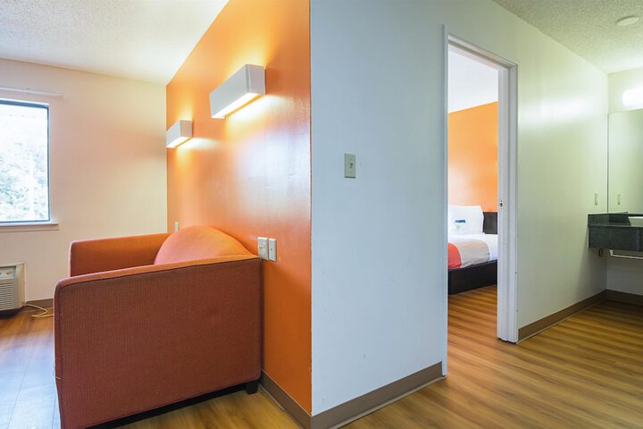 Room 36 of 40