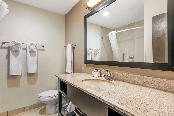 Best Western Suites