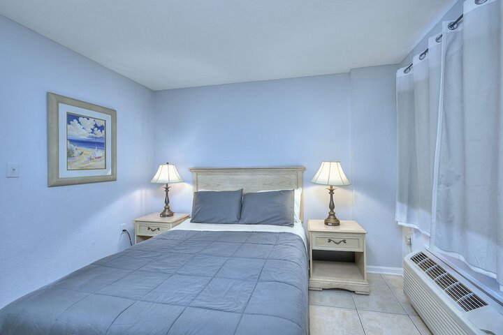 Room 80 of 129