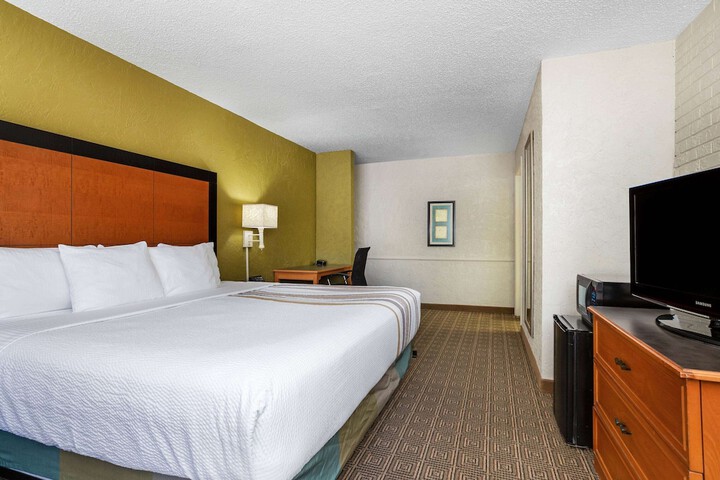 La Quinta Inn Tampa Airport Stadium Westshore
