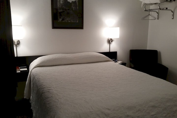 Room 25 of 55