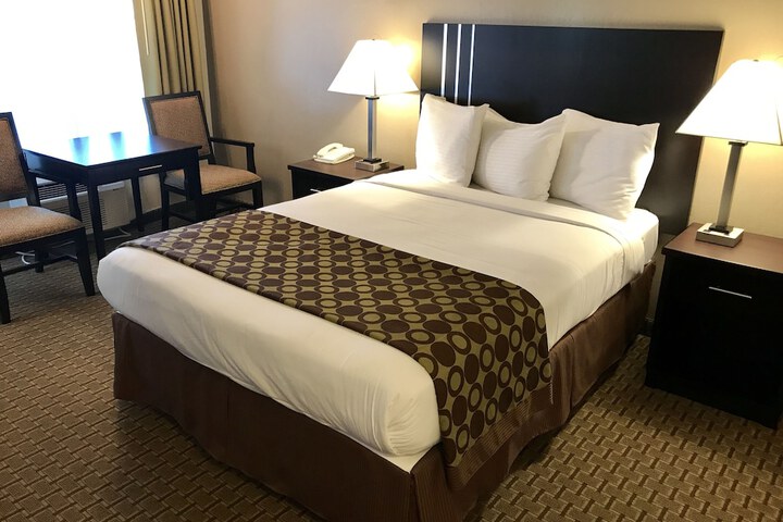 Room 9 of 29