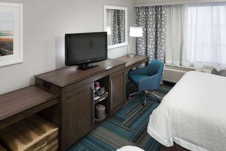 Room 18 of 38