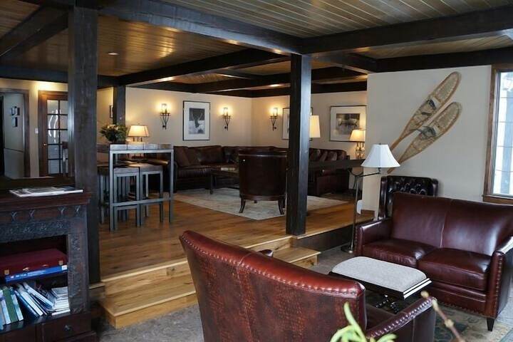 Hotel Interior 17 of 70
