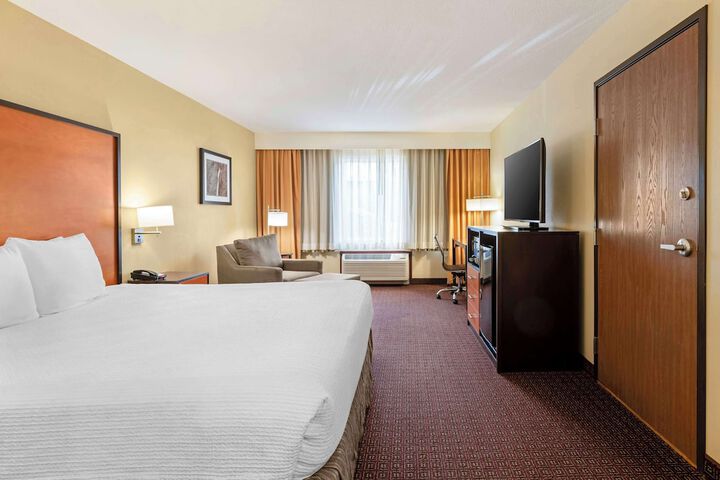 Room 16 of 33
