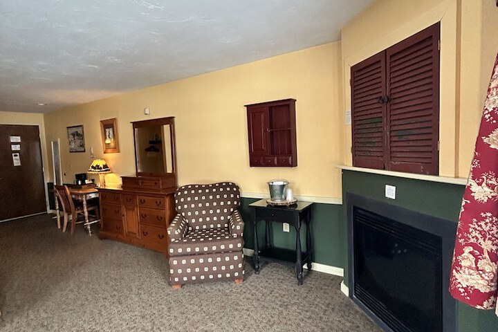 Room 182 of 260