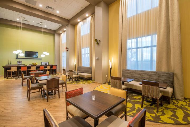 Hotel Interior 9 of 38