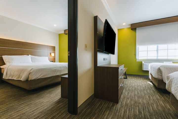 Room 21 of 63