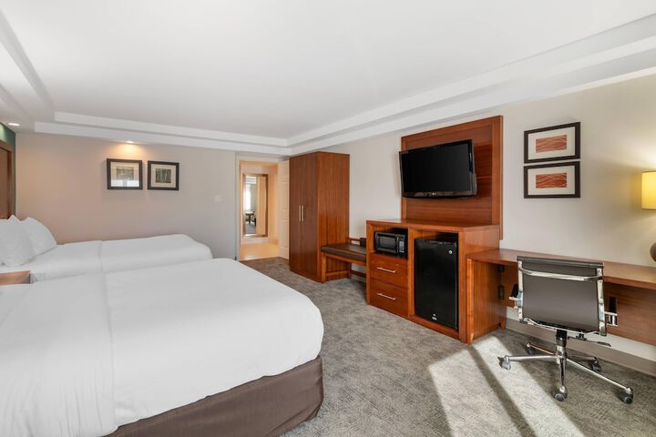 Comfort Inn Manchester Airport