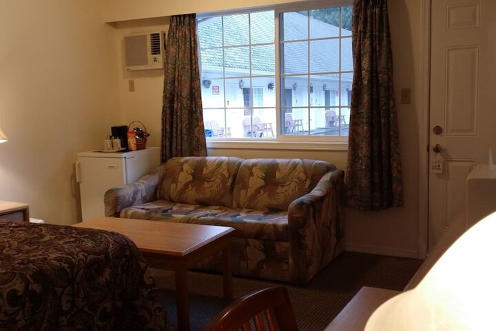 Skagit Motor Inn