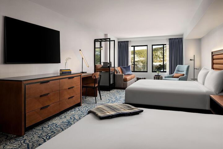 Hotel Alpenrock Breckenridge Curio Collection by Hilton