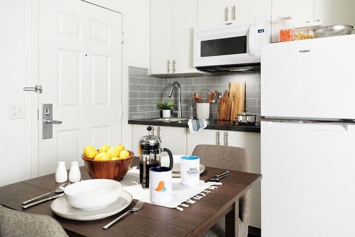 Intown Suites Extended Stay Carrollton Tx - Westgrove Drive