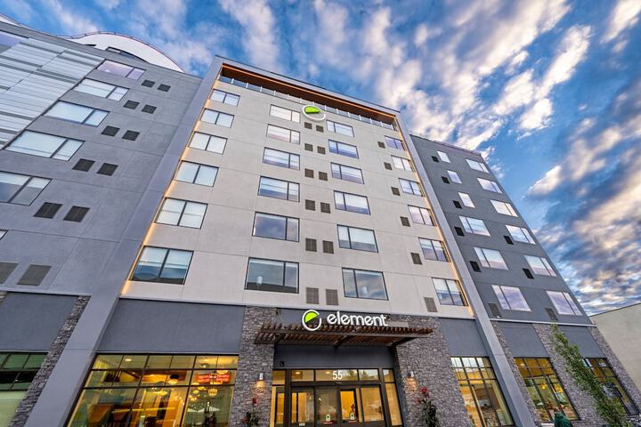 Hotel 4 of 73