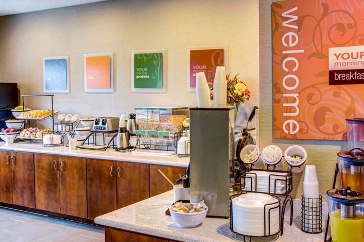Breakfast/Coffee Service 14 of 16