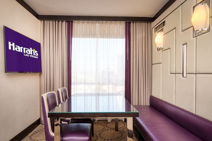 Room 50 of 113