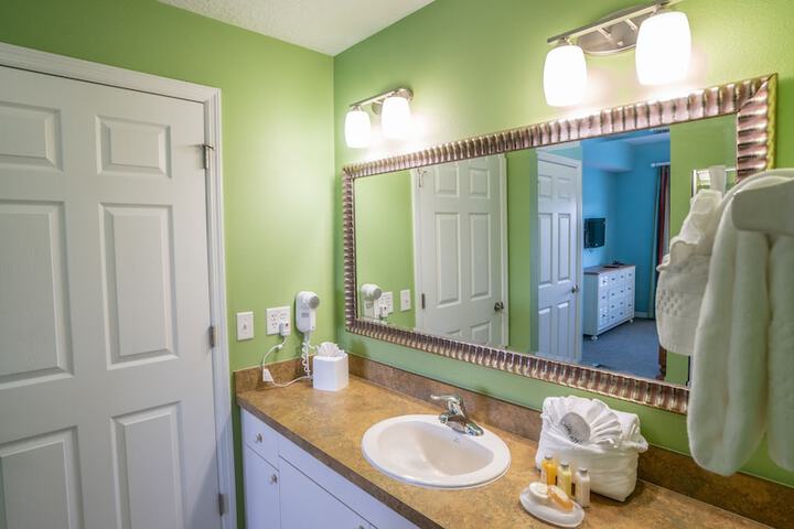 Barefoot Suites
