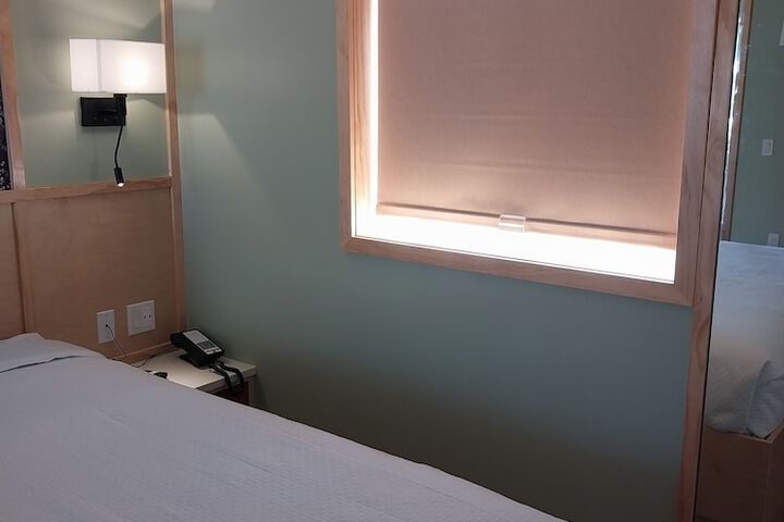 Room 61 of 88