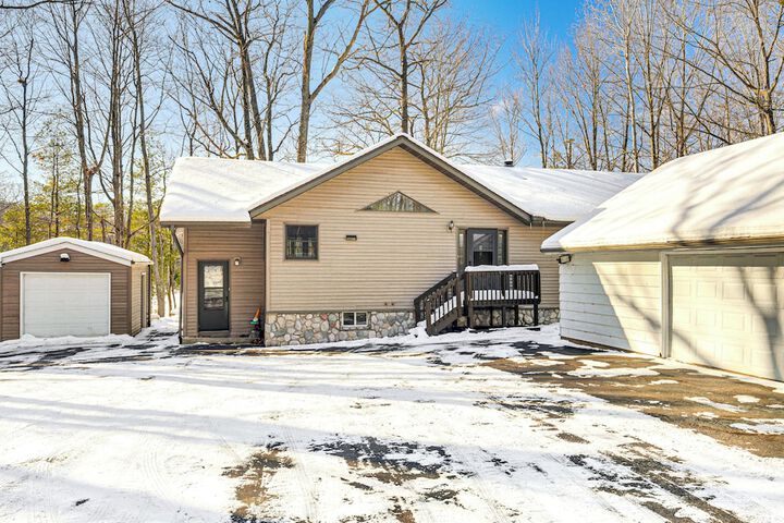 Lakefront Home w / Private Beach in Rhinelander!