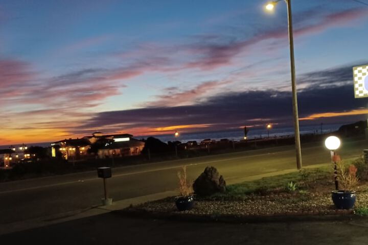 Coast Riders Inn