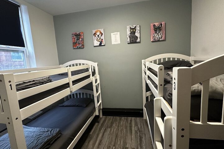 Room 37 of 39