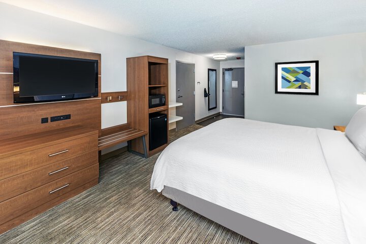 Holiday Inn Express & Suites Sulphur (Lake Charles) by IHG
