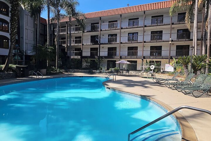The Buena Park Grand Hotel & Suites