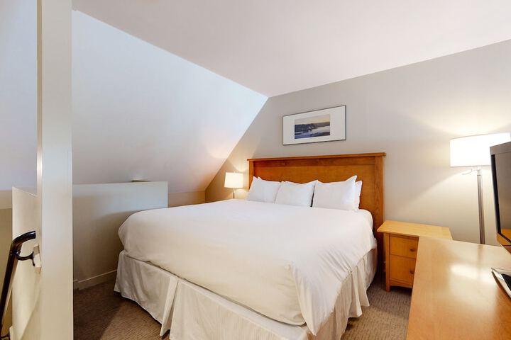 Whistler Peak Lodge