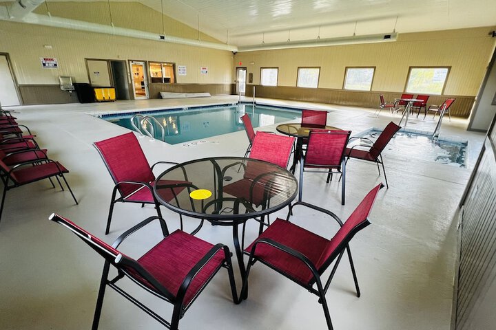 Pool 8 of 39
