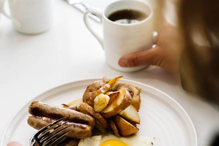 Breakfast/Coffee Service 61 of 86