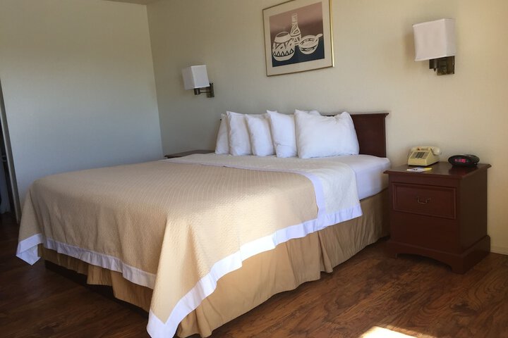 Room 12 of 20