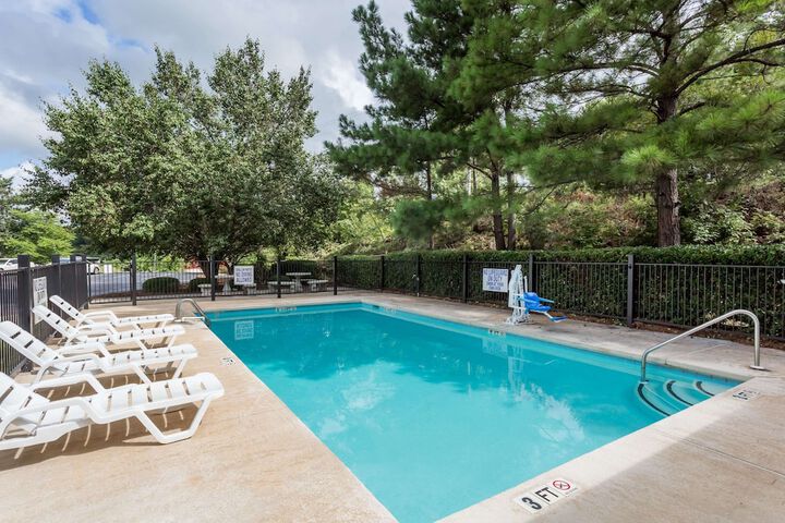 Pool 5 of 32