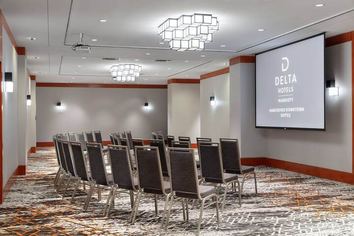 Delta Hotels by Marriott Vancouver Downtown Suites - Downtown Vancouver