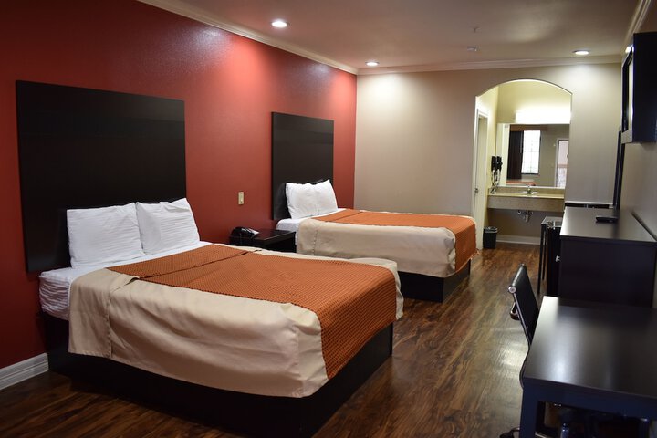 Room 19 of 26