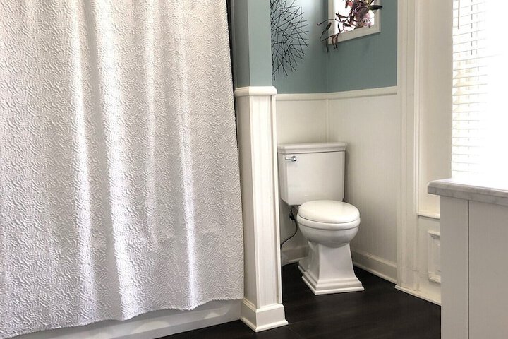 The Vine Bed & Breakfast LLC