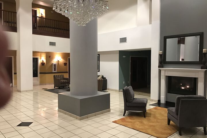 Super 8 by Wyndham Lubbock West