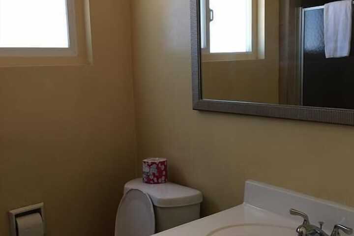 Sky Ranch Inn