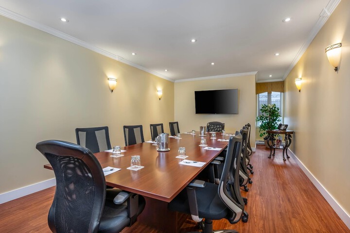 Hotel Brossard an Ascend Collection Hotel