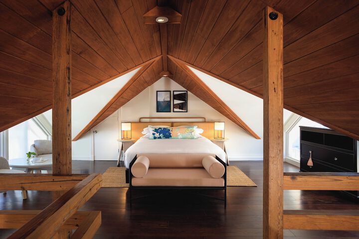 Room 25 of 44
