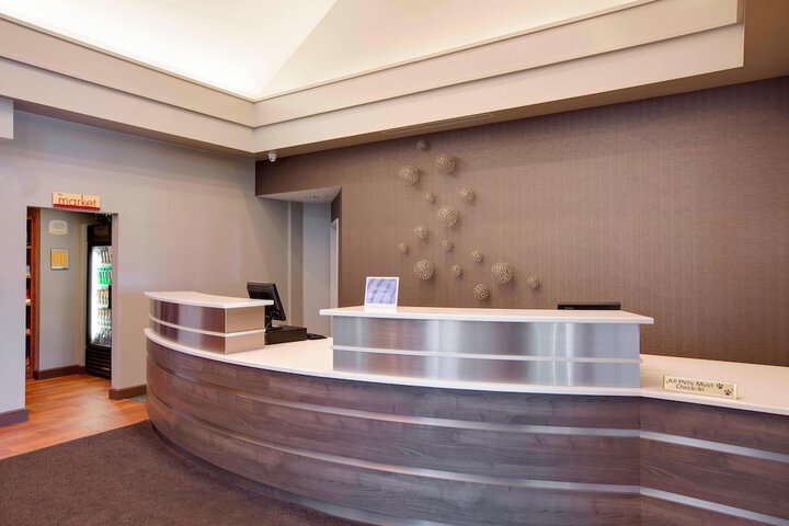 Hotel Interior 7 of 27