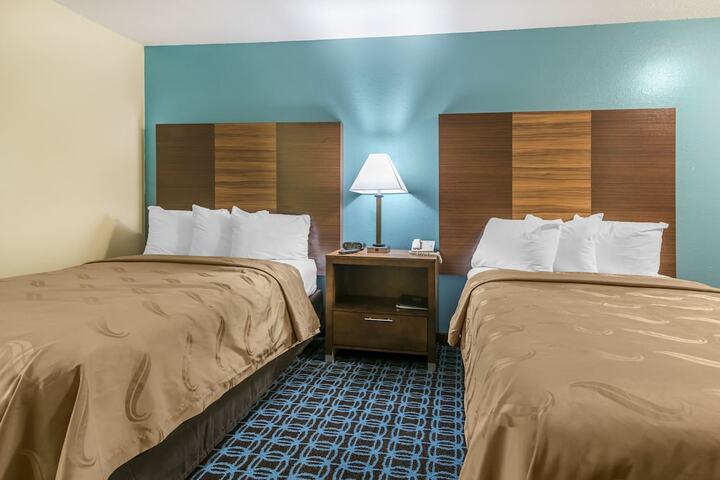 Room 33 of 50