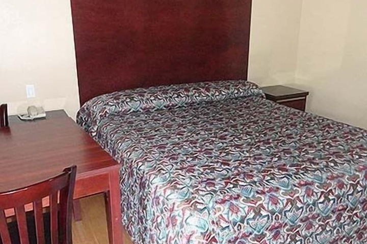 Room 23 of 30