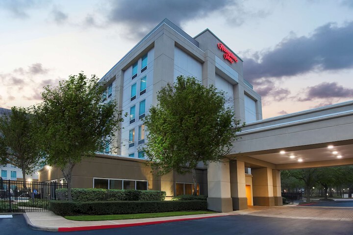 Hotel 2 of 28