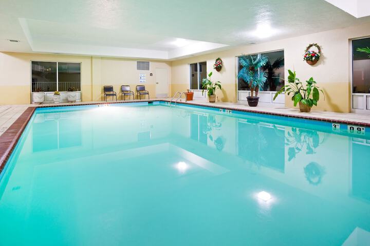 Pool 8 of 45