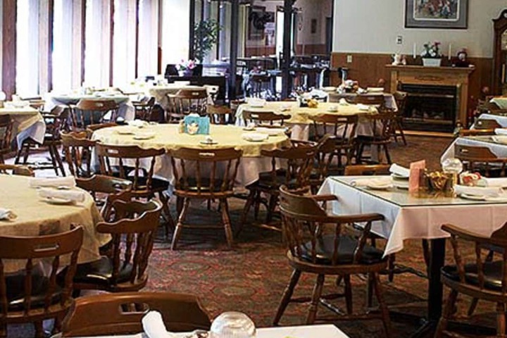 Voyageur Inn and Conference Center