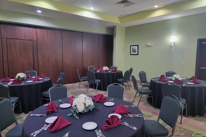 Holiday Inn Garland by IHG