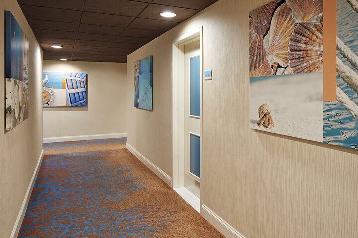 Hotel Interior 6 of 28