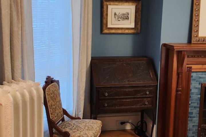 Oaklawn Inn LLC